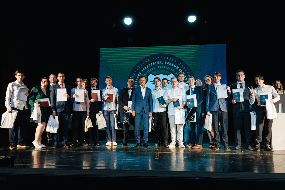 We congratulate future colleagues with graduation from university!